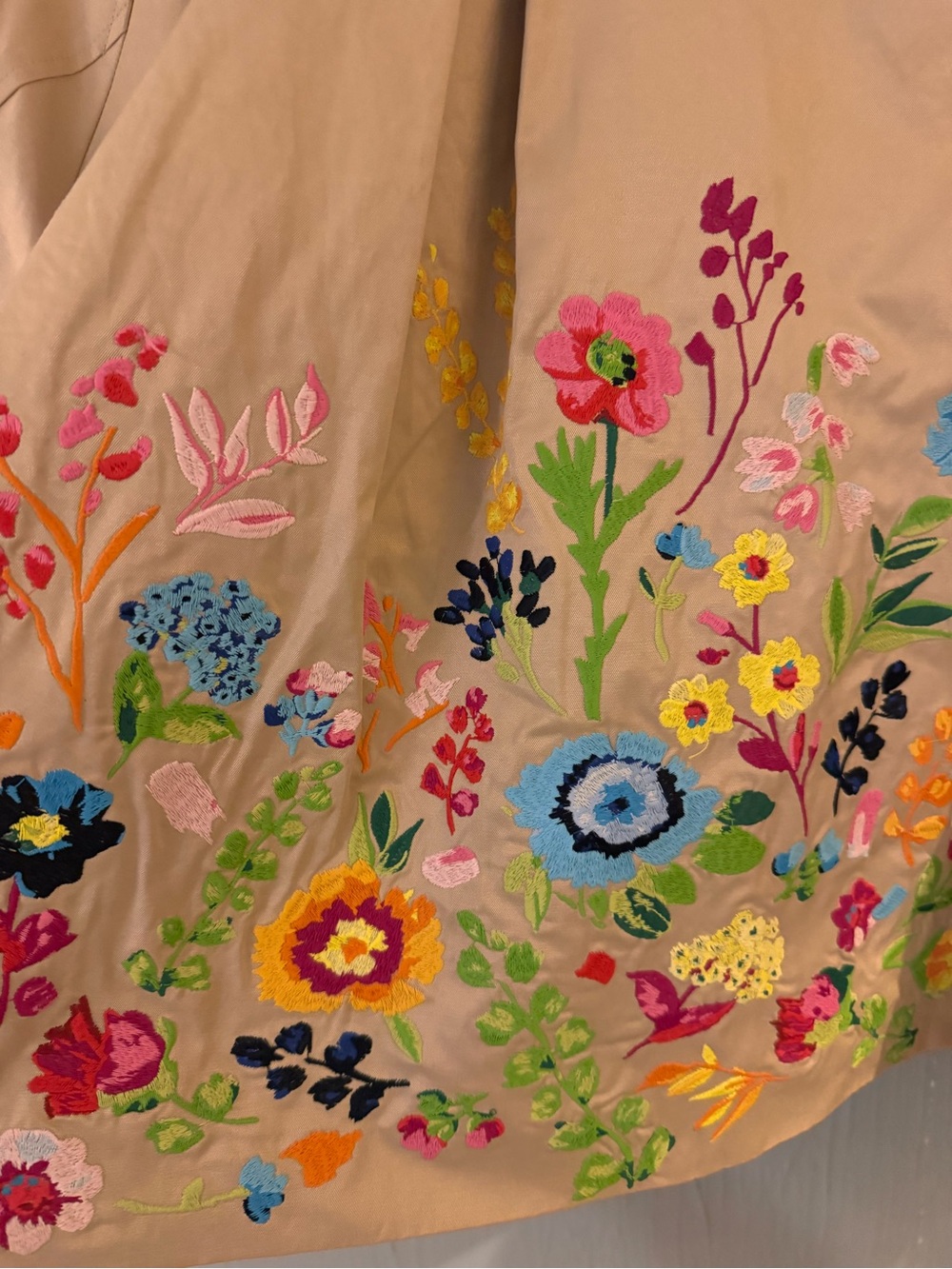 *VIRAL* Beige Embroidered Floral Trench Coat - Picture 7 of 8